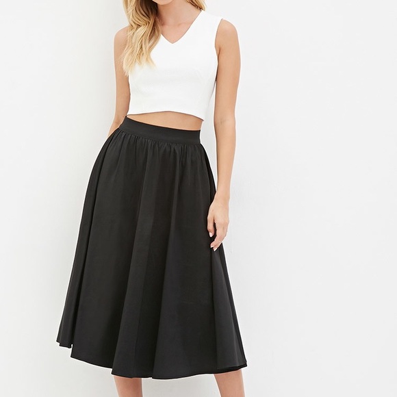 Forever 21 Dresses & Skirts - Forever 21 contemporary skirt.